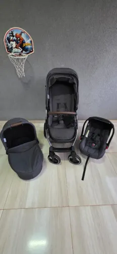 Kit Carrinho Moisés + Bebê Conforto - Excelente Estado