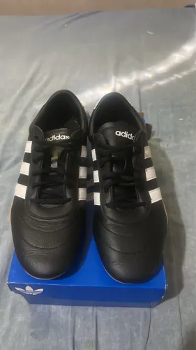 Tênis Adidas 2026 tam 42