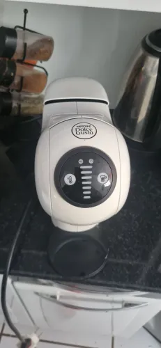 Cafeteira Nescafé Dolce Gusto Genio S Basic Branca