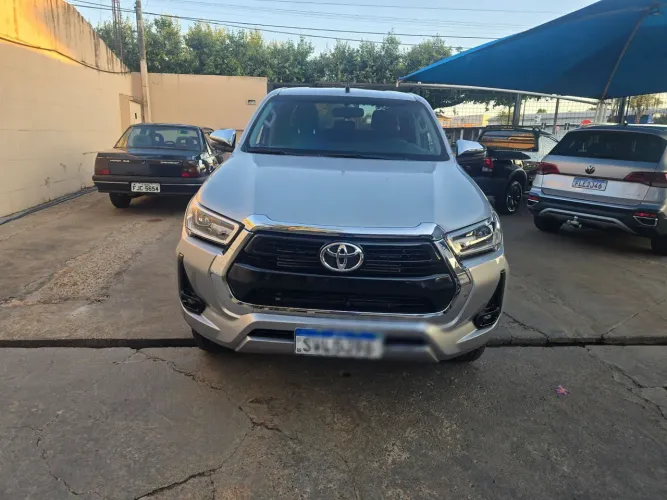 Toyota Hilux CD SRV 4X4 2.8 TDI Diesel Aut. 2024