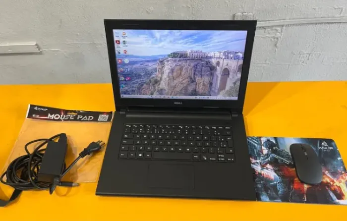 Notebook Dell  Core i5 com 8gb,SSD 256gb e Placa de Video- Garantia de 6 meses 