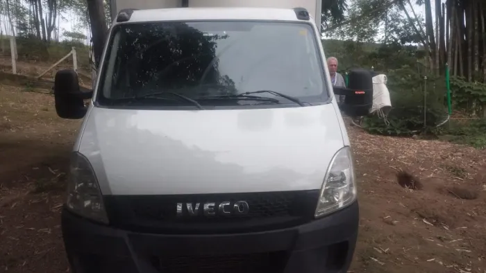 IVECO DAYLI 55C17 - Baú refrigerado