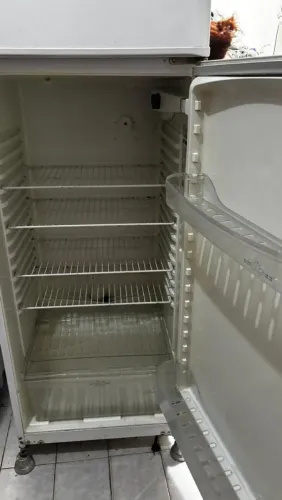 Venda se geladeira