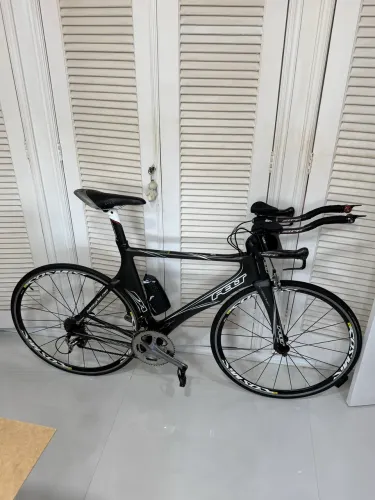 Bicicleta Felt DA 56