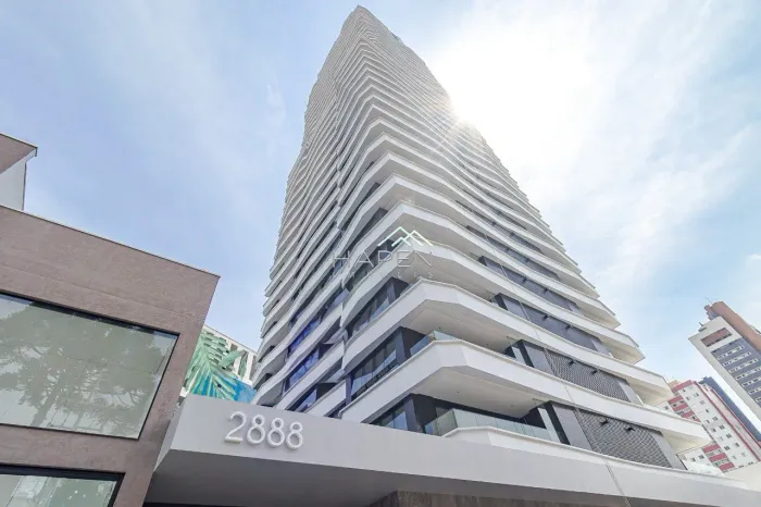 Apartamento 4 suítes à venda no Bigorrilho