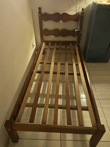 Cama de solteiro
