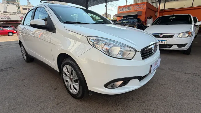Fiat Grand Siena Attrac. 1.4 EVO F.flex 8V 2015