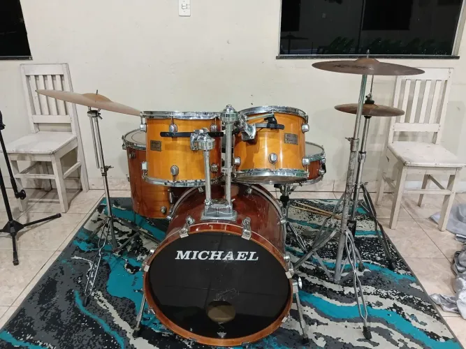 Bateria acústica