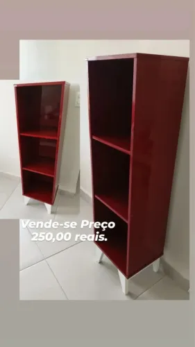 Vendo estante pequena nicho de chao 