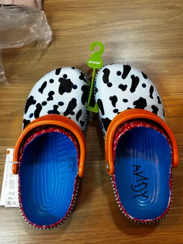 crocs toy story 33 (J2)