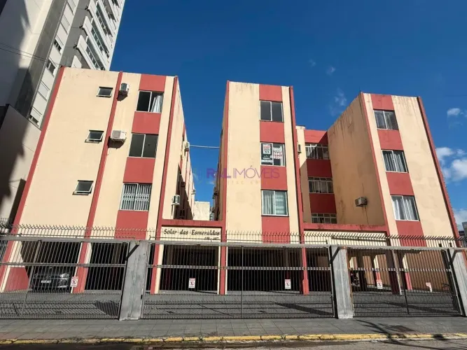 Apto a venda com 2 quartos, 1 vaga - Campinas, São José.