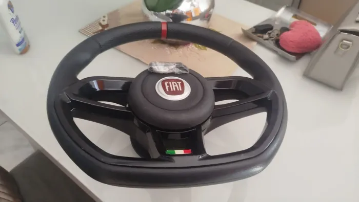 Volante esportivo para a linha fiat