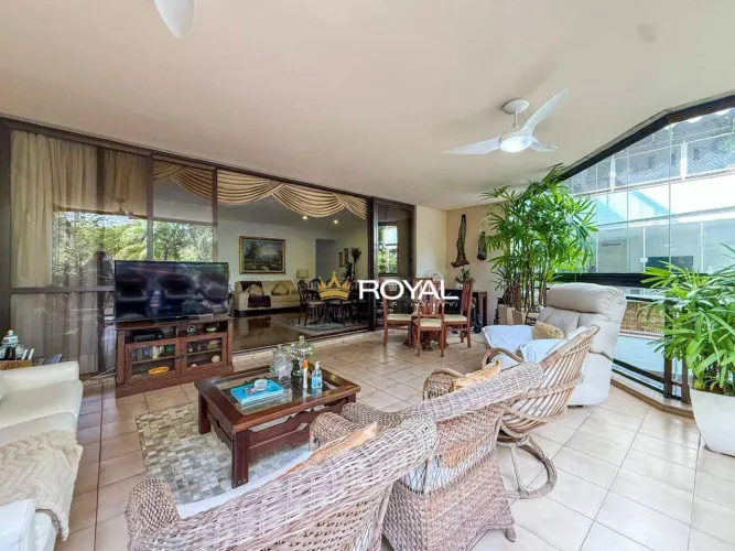 Apartamento com 3 quartos, sendo 1 suíte, à venda, 163 m² por R$ 1.600.000 - Barra da Tiju