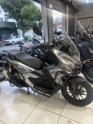 ADV 160 2025/2025, equipada