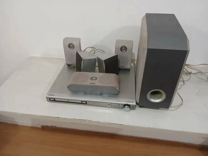 Vendo ou troco home theater philips 330 e tv box inova