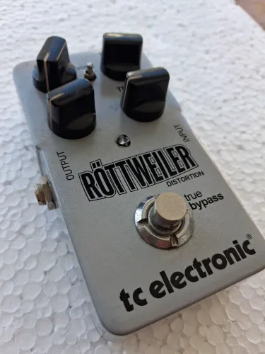 Pedal Distortion Rottweiler - tc electronic