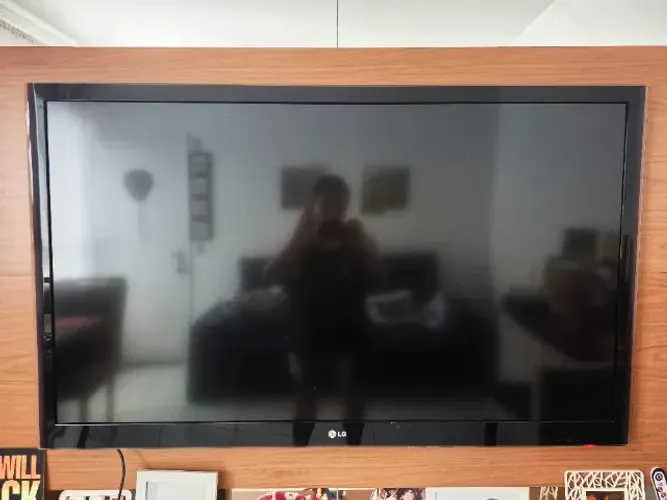 TV LG 60'' LCD Original + Google Chrome Cast - Conservada e Sem Defeitos