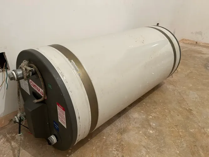 Vendo Boiler Aquecedor Elétrico Cumulus de 100 L 