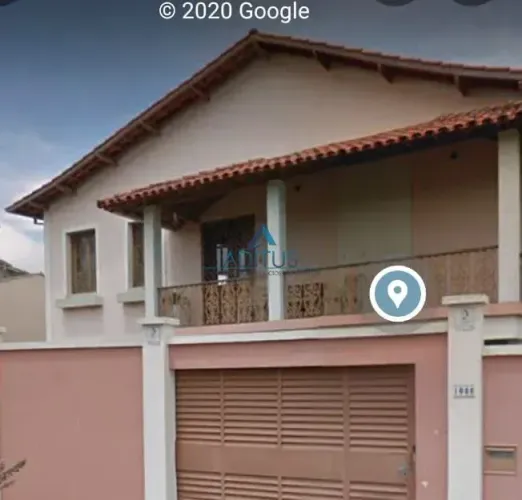 Imóvel para venda possui 263 metros quadrados com 3 quartos em Centro - Oliveira - MG
