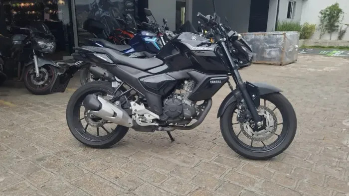 Yamaha Fazer Fz15 150 Flex 2024 com 8 mil km