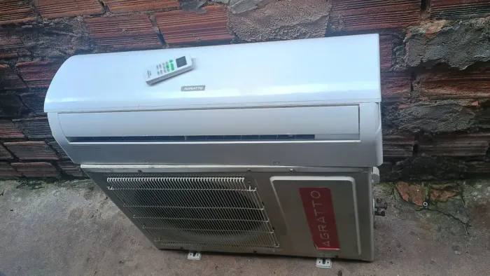 Ar condicionado split Agrato estado de novo serpentina cobre de 18 mil BTUs com controle 