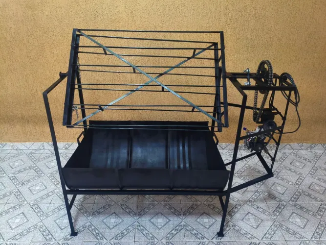 Churrasqueira Rotativa para costela e Leitão