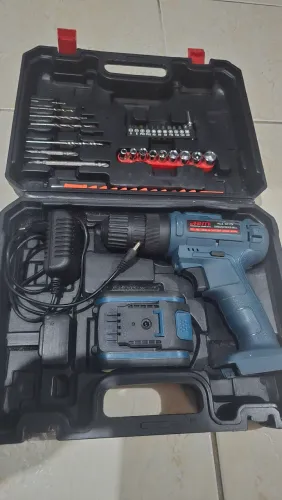 Parafusadeira E Furadeira Arita Acompanha Bateria 12v Litio Cor Azul Bivolt