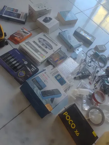 Ferramentas pra manutenção de celulares