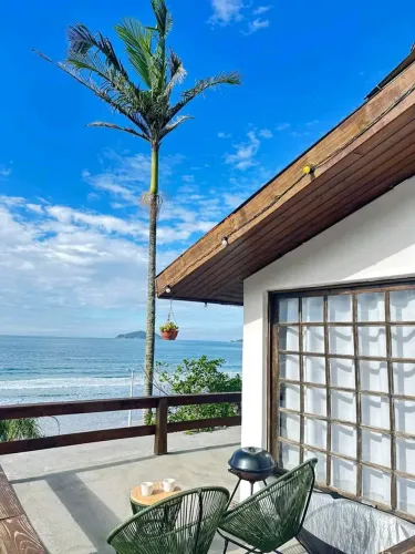 Diária casa mirante pé na área entre montanhas e o mar!