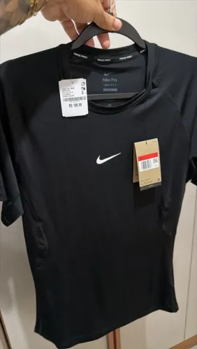 Camisa compressão Nike tamanho G