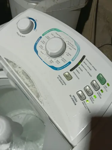 Vendo máquina de lavar roupas Electrolux imperdível