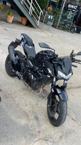 Z400 2020 Semi Nova