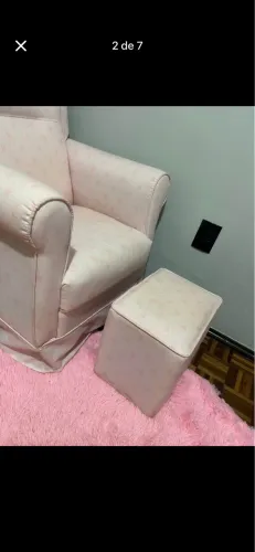 Poltrona de amamentação 