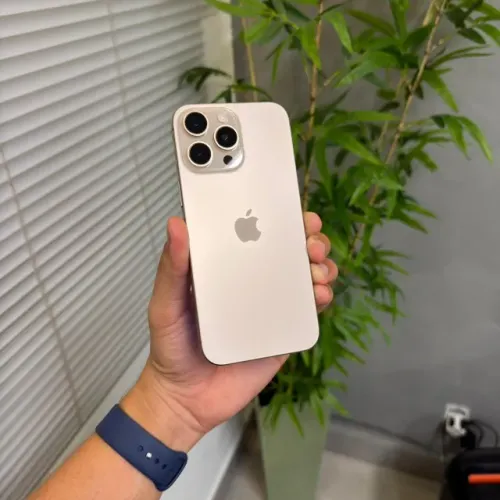 iPhone 16 Pro Max 256 GB 97 % Desert|Garantia Apple Care+ 21/09/26 | Loja Física | Até 18x