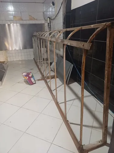 Toldo para loja e coifa.