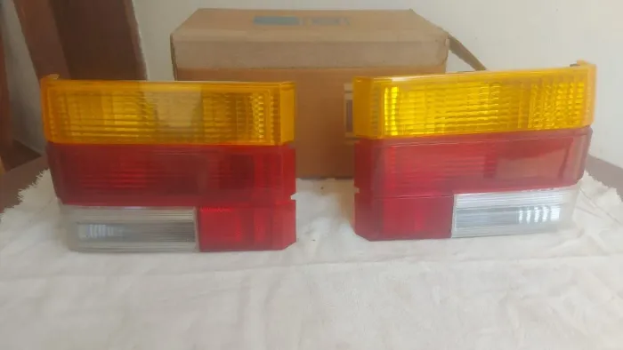 Par lanternas traseiras Chevette 83/86 originais GM Arteb