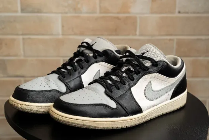 Nike Air Jordan 1 Low Light Smoke Grey - TAM 44
