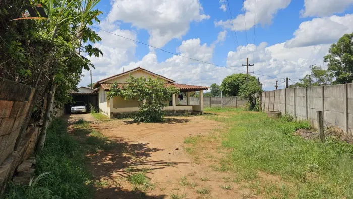 Chácara para Venda em Pedra Bela, zona rural, 3 dormitórios, 1 suíte, 2 banheiros
