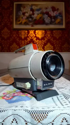 Projetor Japonês anos 60