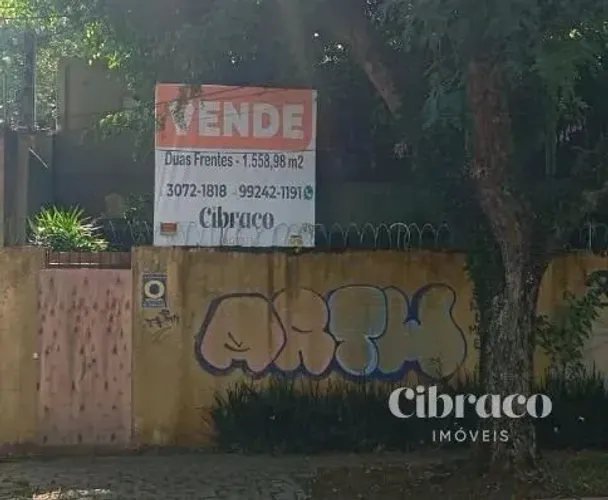 Terreno a venda no Mercês com 1558m²