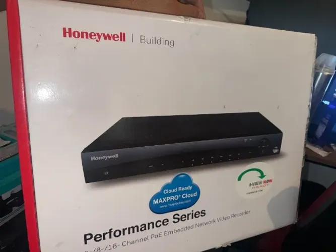 NVR/DVR Honeywell HEN16163 NVR 6TB Security DVR 16CH DVR 16 POE Portas