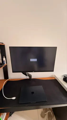 Monitor LG Ultra Fine