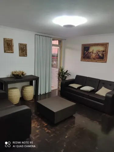 Apartamento em Goiânia, 3 quartos.