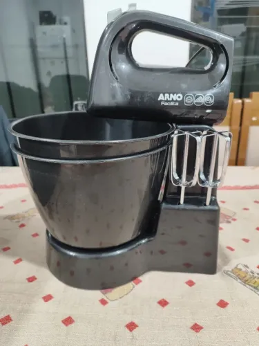 Batedeira Arno Facilita