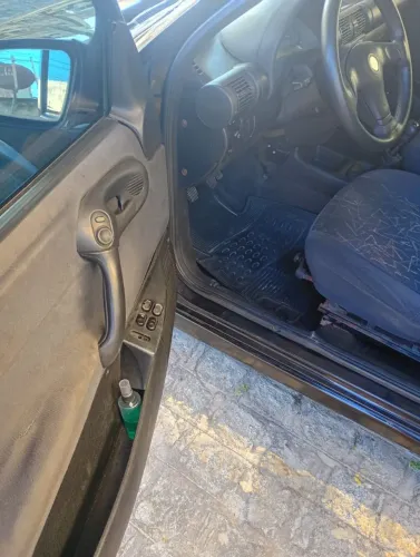 Chevrolet Corsa Super 1.0 MPFI 16V 5P 2001