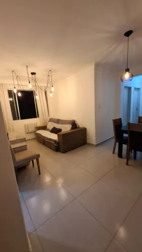 Alugo quarto em apartamento compartilhado no Itacorubi