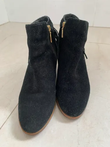 Bota Cano Curto Feminina Preta Camurça Salto Médio tamanho 37