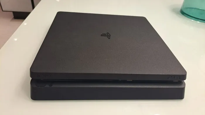 Vídeo game PS4 Sony em perfeito estado!