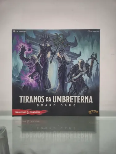 Tiranos da Umbreterna (Semi novo, Sleevado)