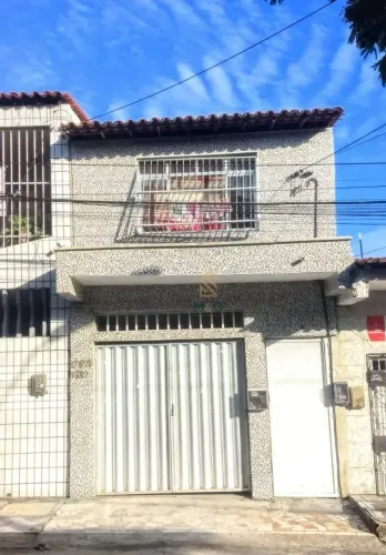 Casa com 2 dormitórios à venda por R$ 200.000,00 - Álvaro Weyne - Fortaleza/CE